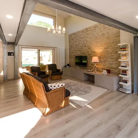 Chipieri 4&2, Emma Вилла Apecchio