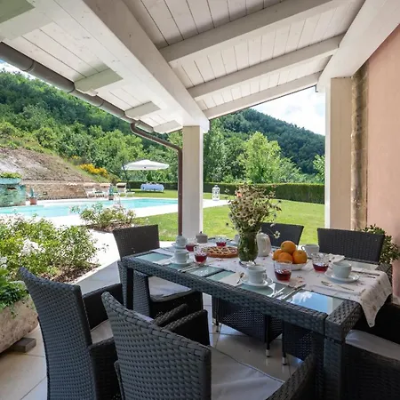 Chipieri 4&2, Emma *