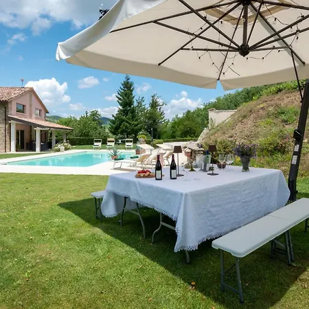 Вилла Chipieri 4&2, Emma Apecchio