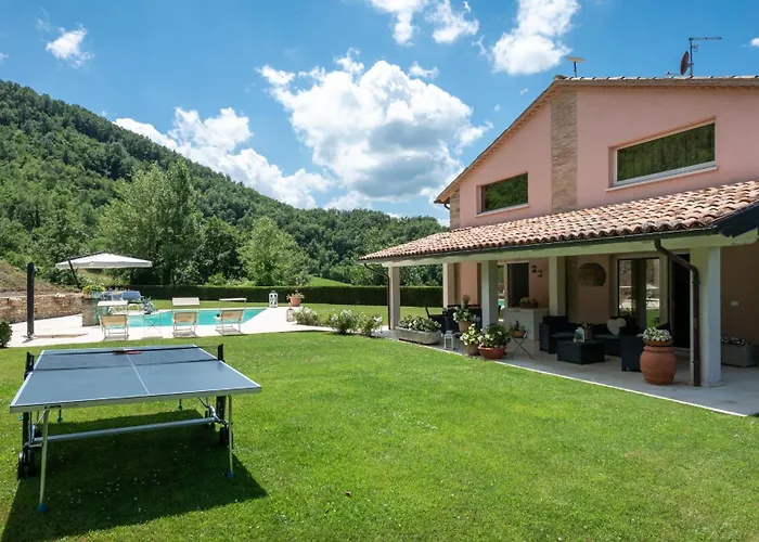 Villa Chipieri 4&2, Emma Apecchio